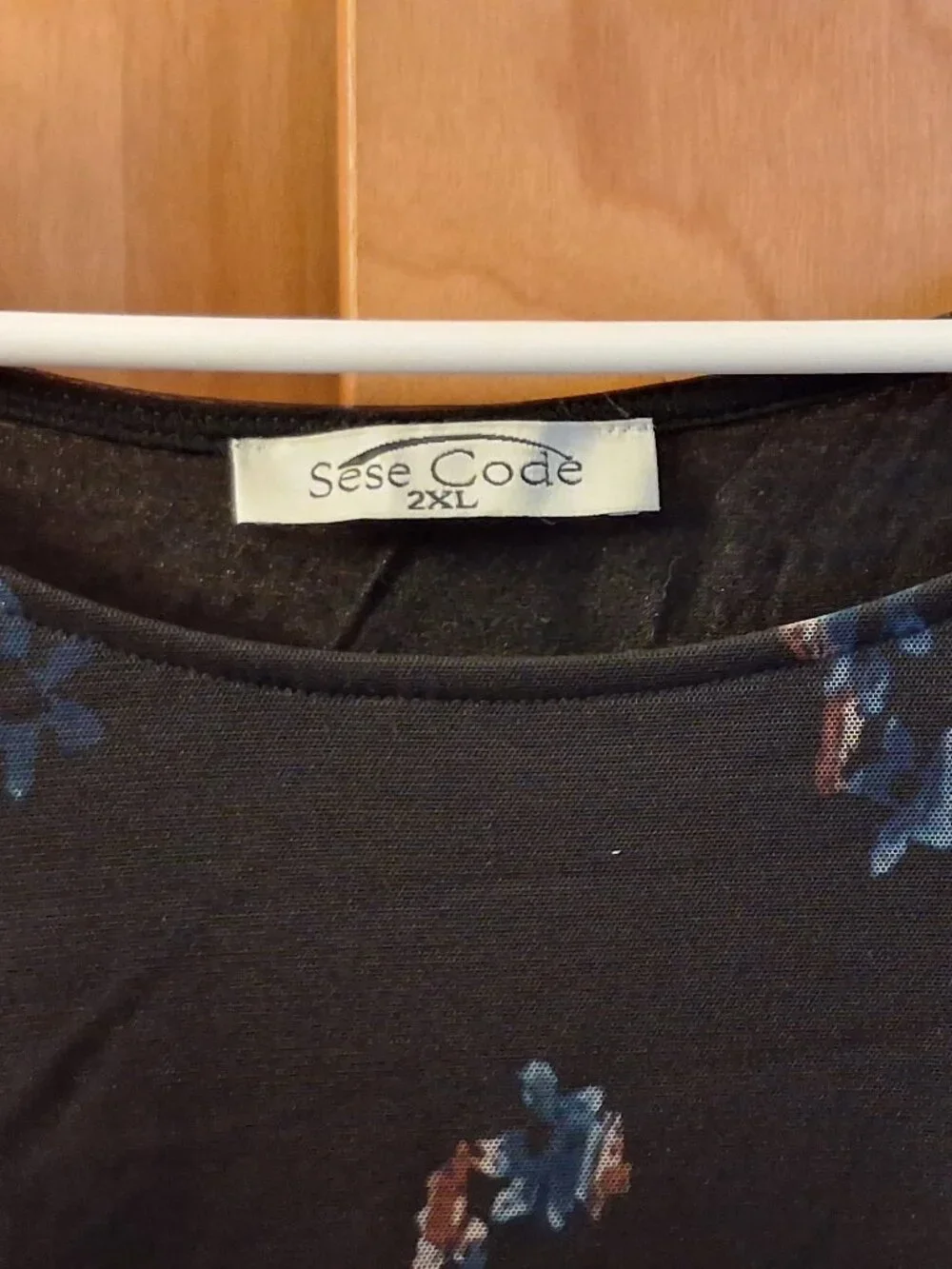 Sese Code 2XL Flowy Blouse, Fairy‎ Boho Ethereal, Floral Pattern, Black Blue